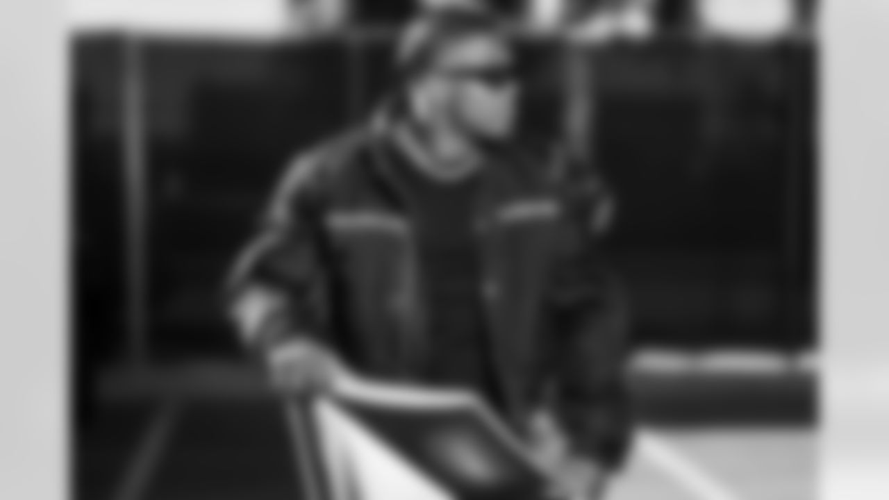 LB Daiyan Henley (0)