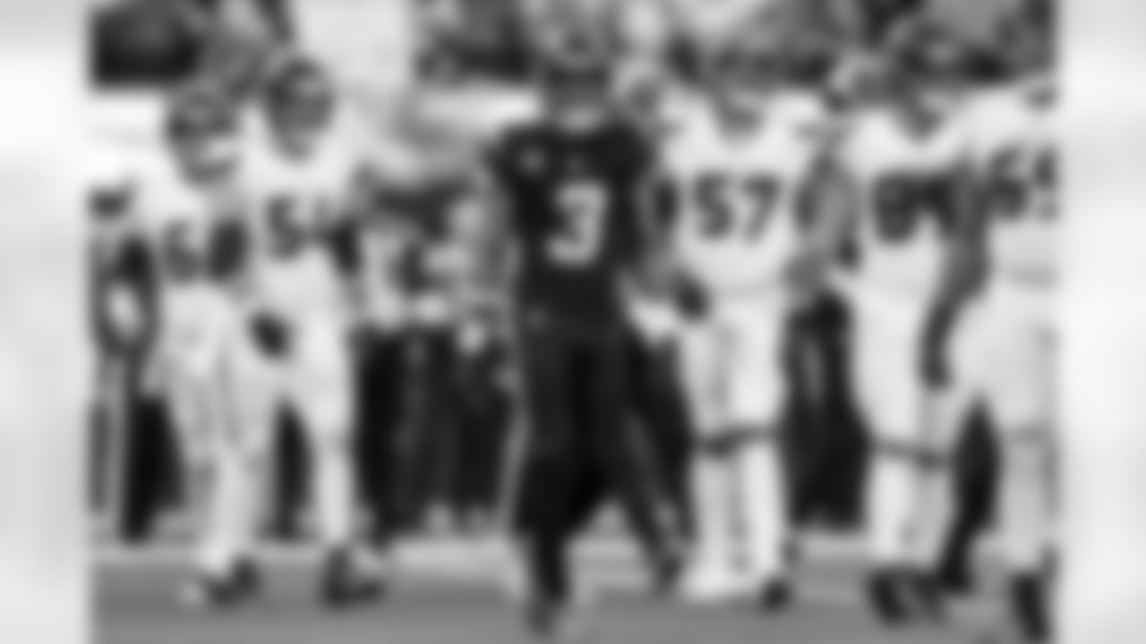 S Derwin James Jr. (3)