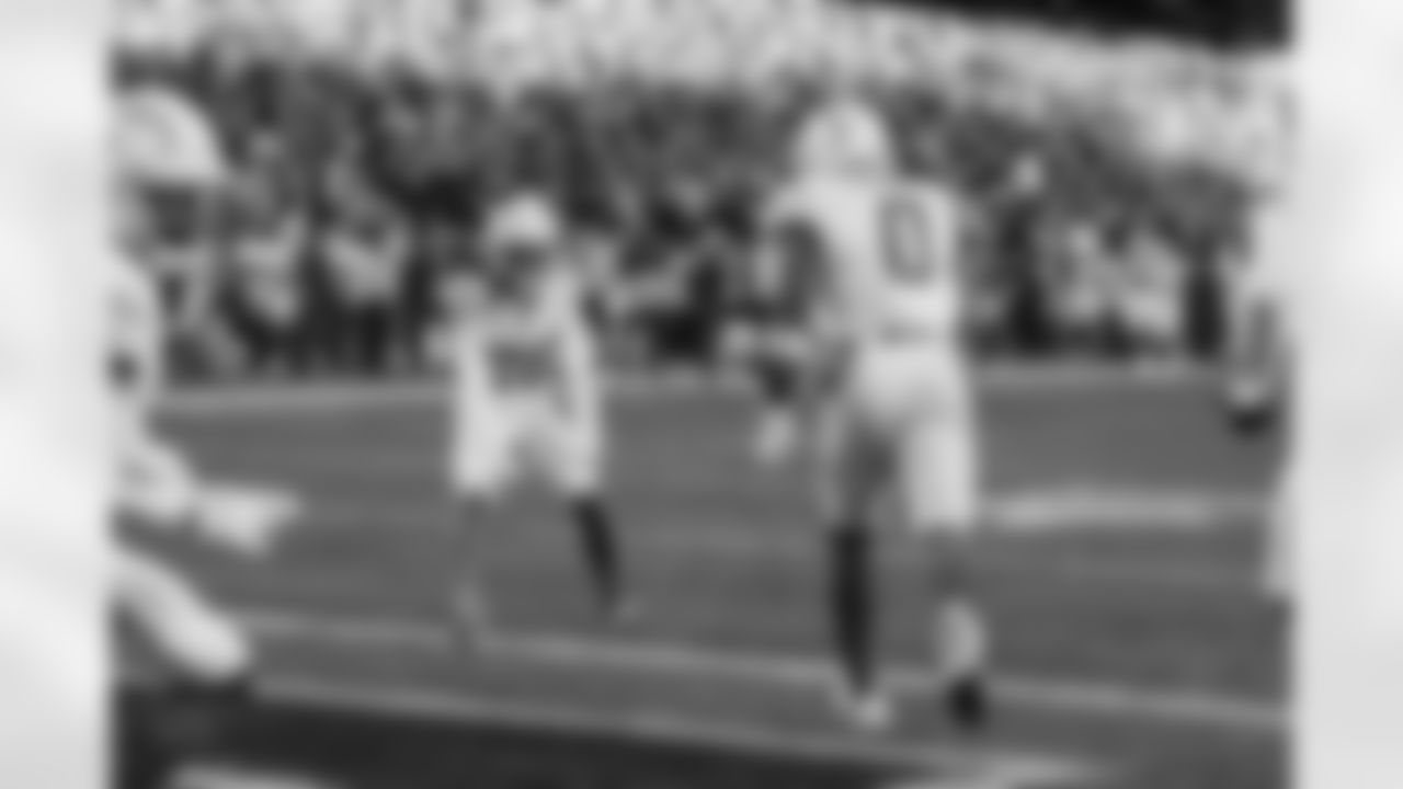 Take a look back at the best photos of the Chargers best celebrations of the 2025 season.