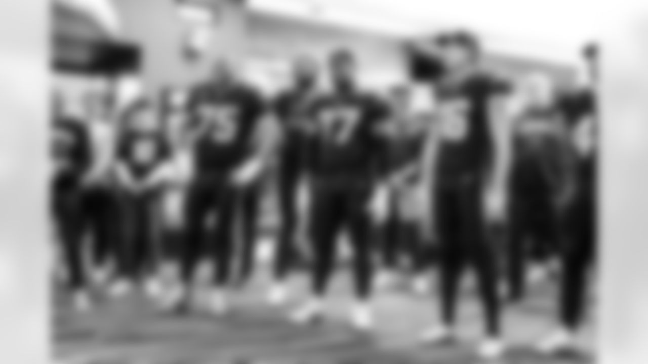 C Bradley Bozeman (75), G Zion Johnson (77) and P JK Scott (16)