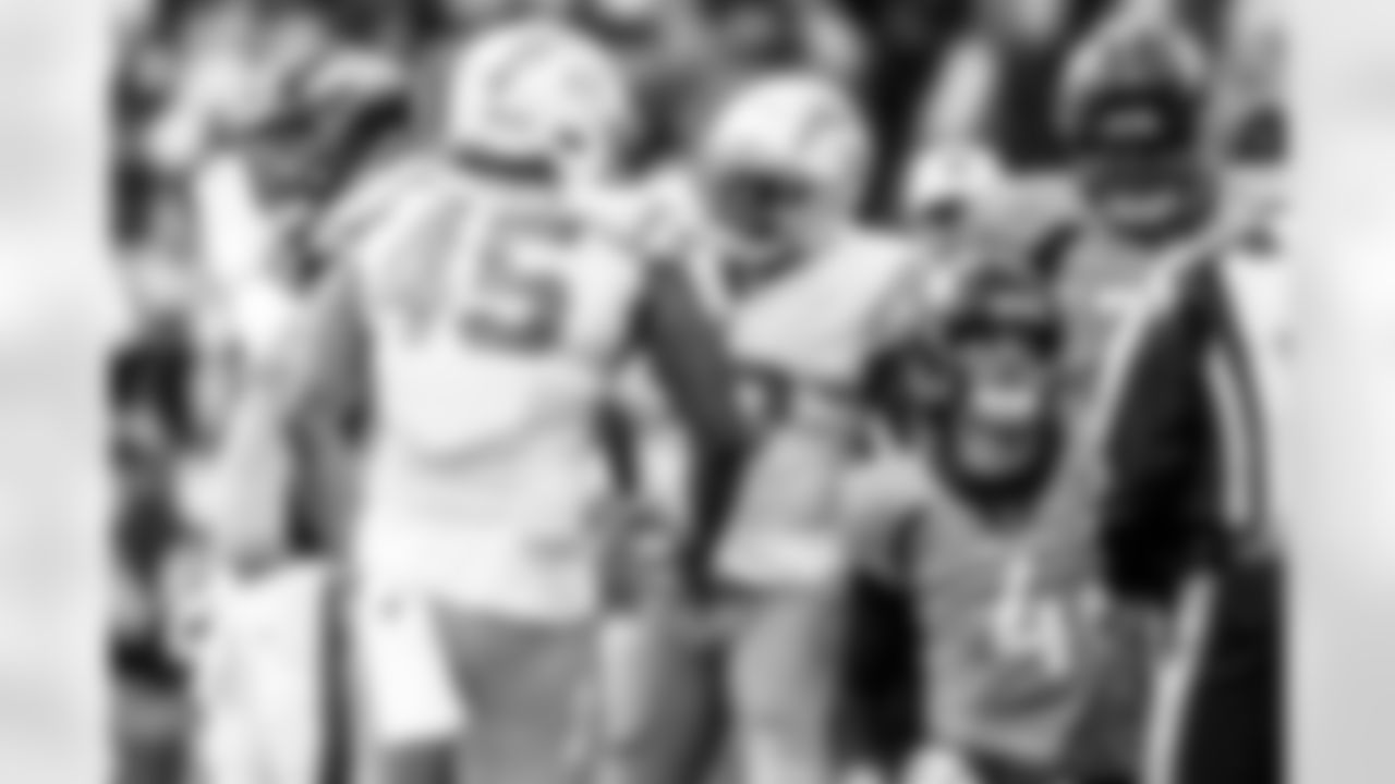 The Los Angeles Chargers play the Denver Broncos on Sunday, December 31, 2023 at Empower Field at Mile High in Denver, CO.
[FINAL SCORE: DEN 16 - LAC 9]

** Khalil Mack records his 100th career sack