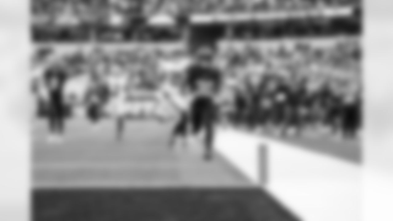 RB Kimani Vidal (30)