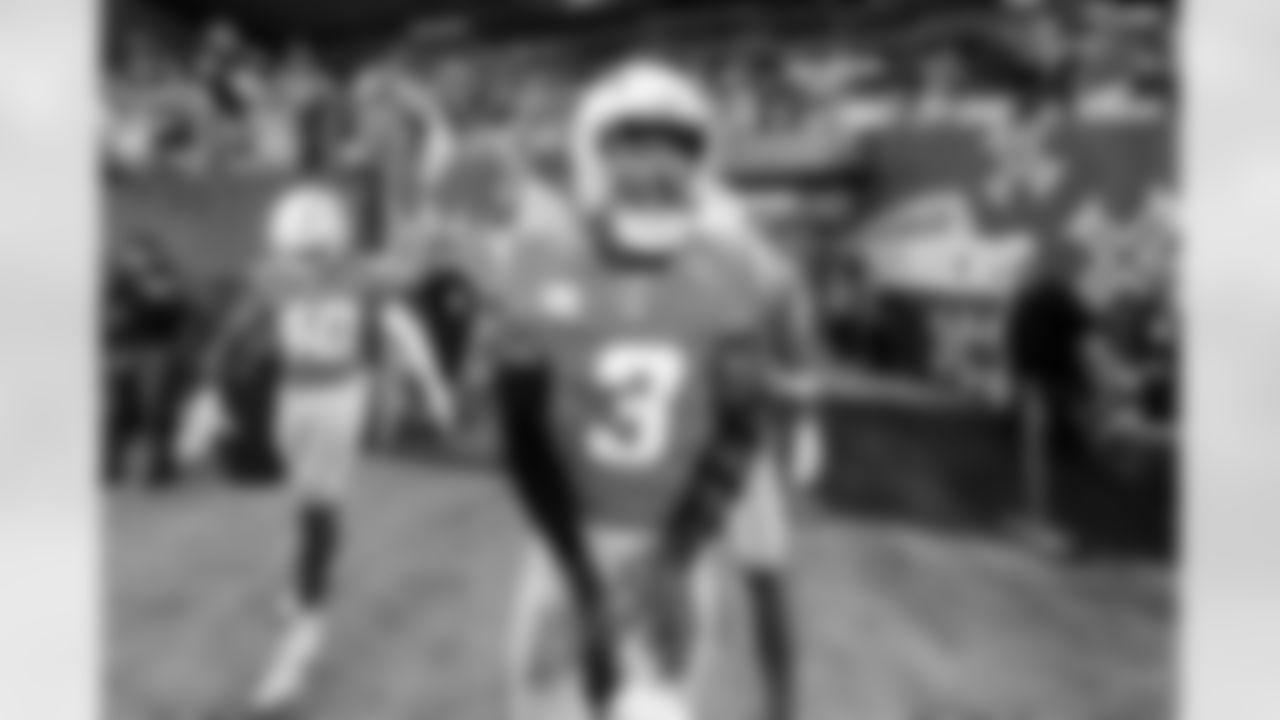 S Derwin James Jr. (3)