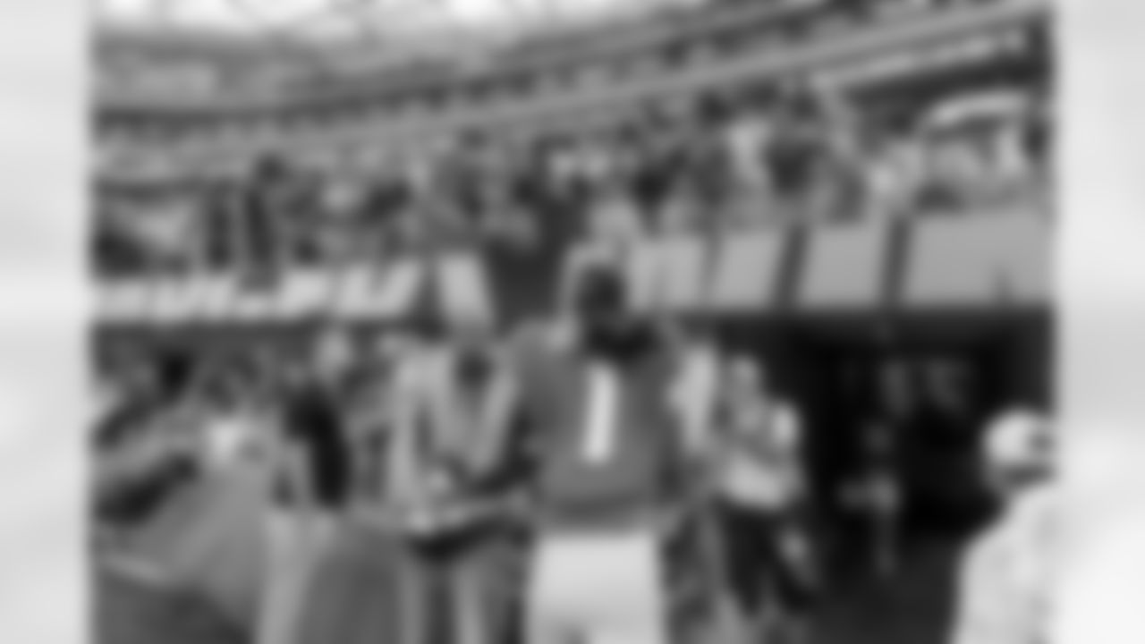 The Los Angeles Chargers play the Tennessee Titans on Sunday, November 10, 2024 at SoFi Stadium in Inglewood, CA.
[FINAL SCORE: LAC 27 - TEN 17]