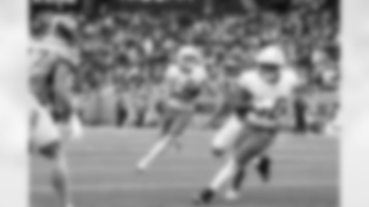 QB Justin Herbert (10)