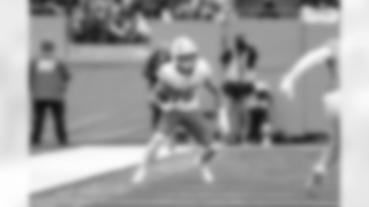 WR Ladd McConkey (15)