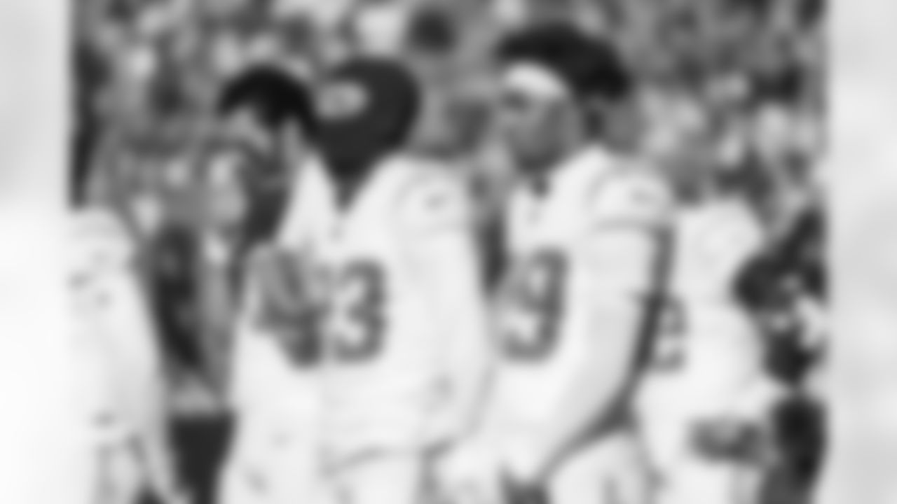 Check out the best shots from the Chargers Week 15 matchup against the Chiefs!