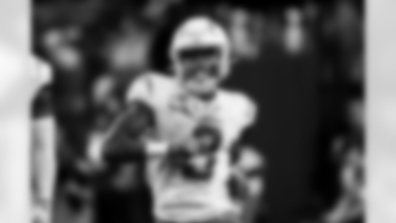S Derwin James Jr. (3)