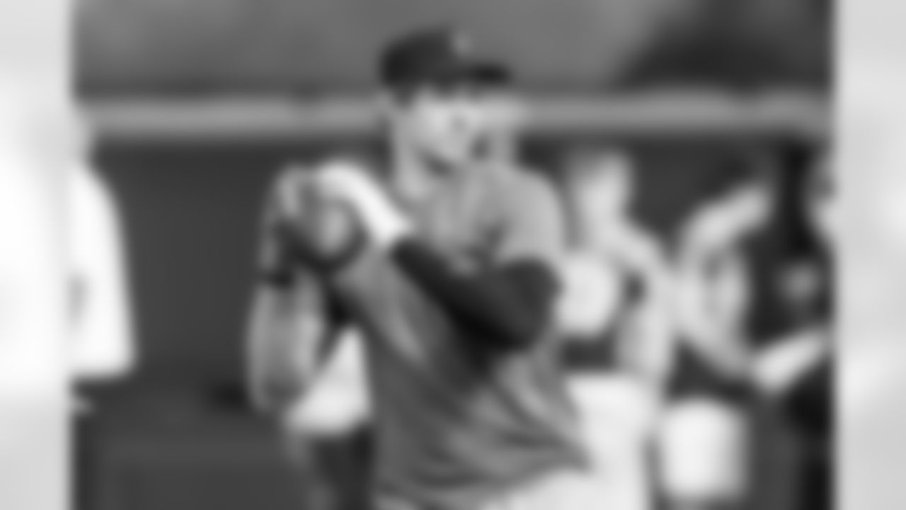 Check out the best shots from the Chargers Week 17 matchup against the Texans!