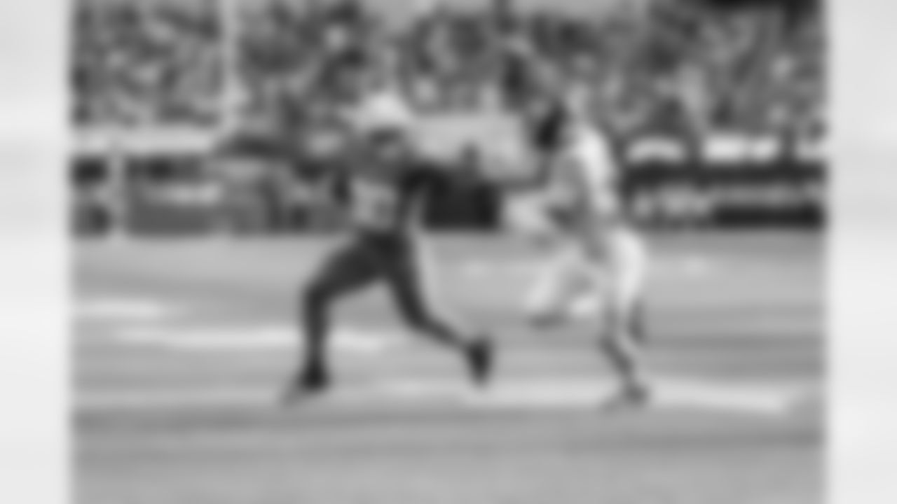 Take a look at the best photos of Chargers 2026 free agent Kimani Vidal