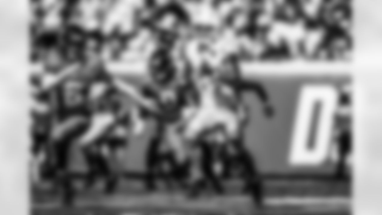 Take a look back at the Chargers Week 11 matchup with the Jaguars in monochrome.