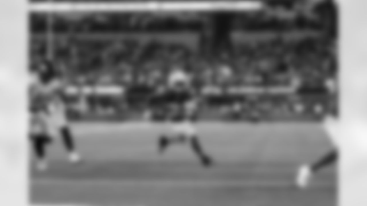 RB Kimani Vidal (30)