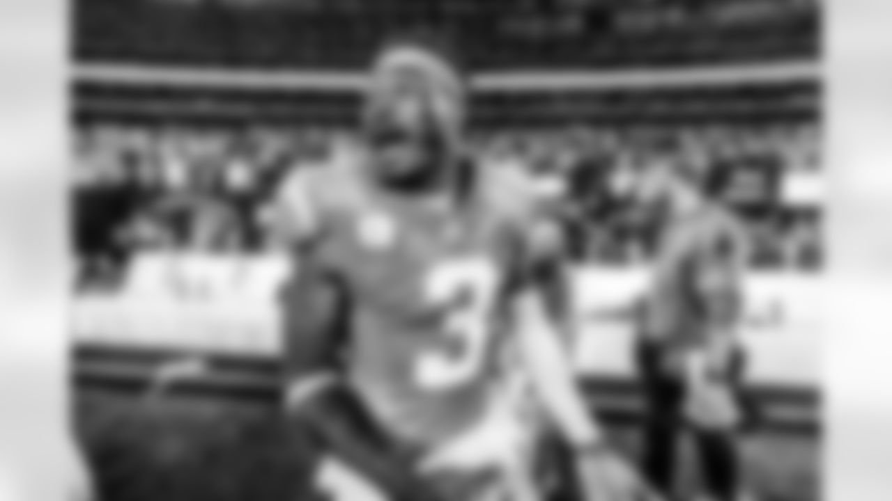 The Los Angeles Chargers play the New York Jets on Monday, November 6, 2023 at MetLife Stadium in East Rutherford, NJ.
[FINAL SCORE: LAC 27 - NYJ 6]