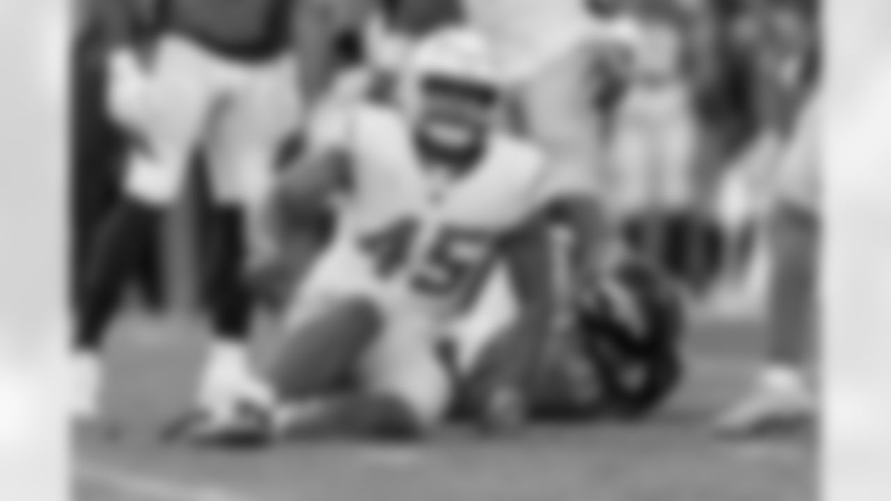 The Los Angeles Chargers play the Denver Broncos on Sunday, December 31, 2023 at Empower Field at Mile High in Denver, CO.
[FINAL SCORE: DEN 16 - LAC 9]