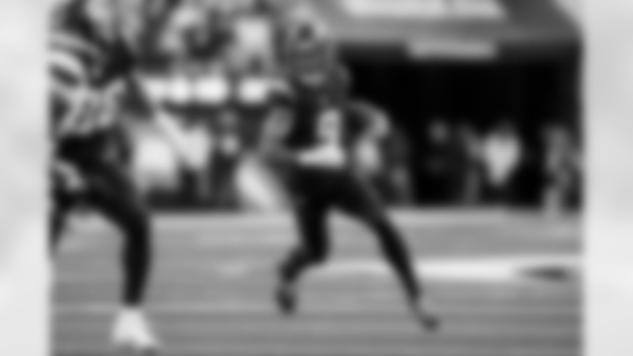 Check out the best shots from the Chargers Week 17 matchup against the Texans!