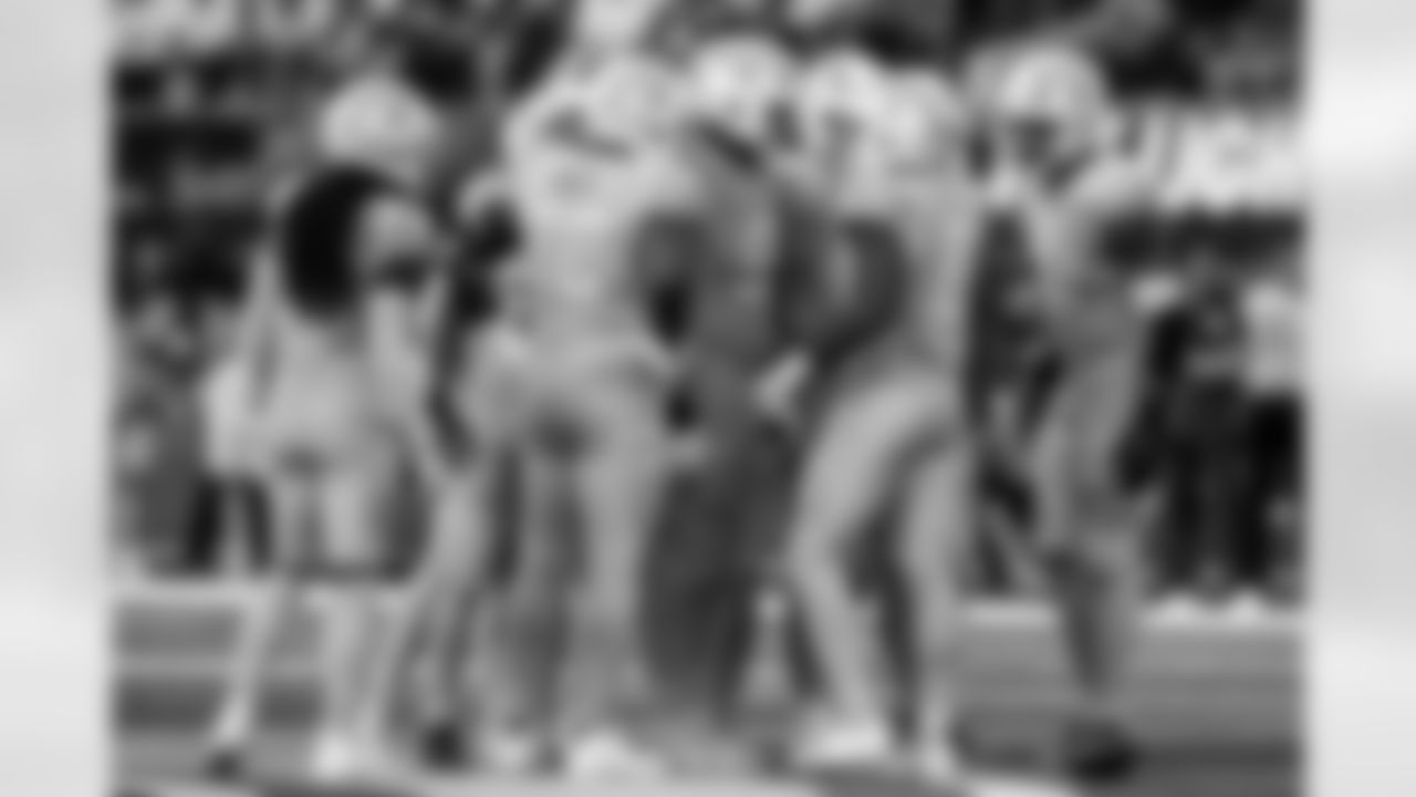 Check out the best shots from the Chargers Week 7 matchup against the Colts!