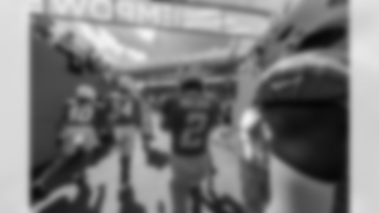 Check out the best shots from the Chargers Week 6 matchup against the Dolphins!