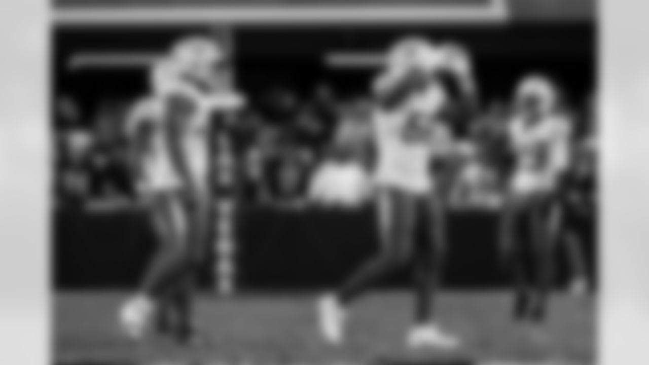 Take a look at the best photos of Chargers 2026 free agent Khalil Mack