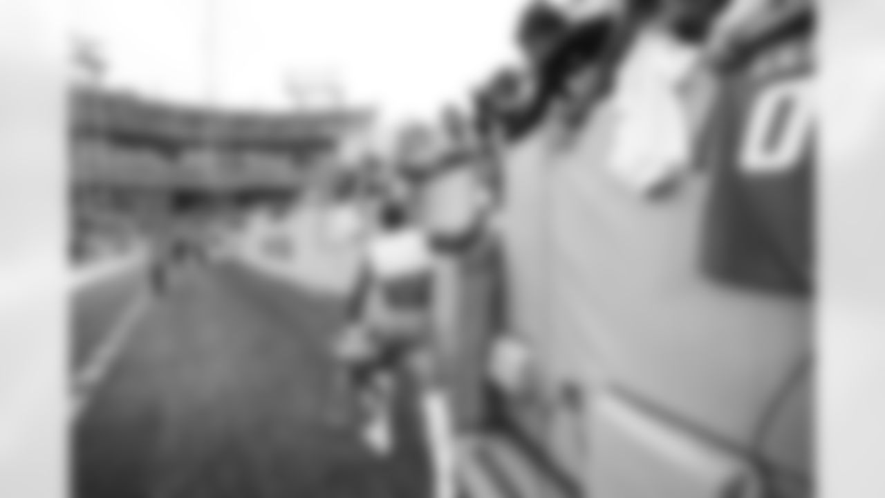 LB Daiyan Henley (0)