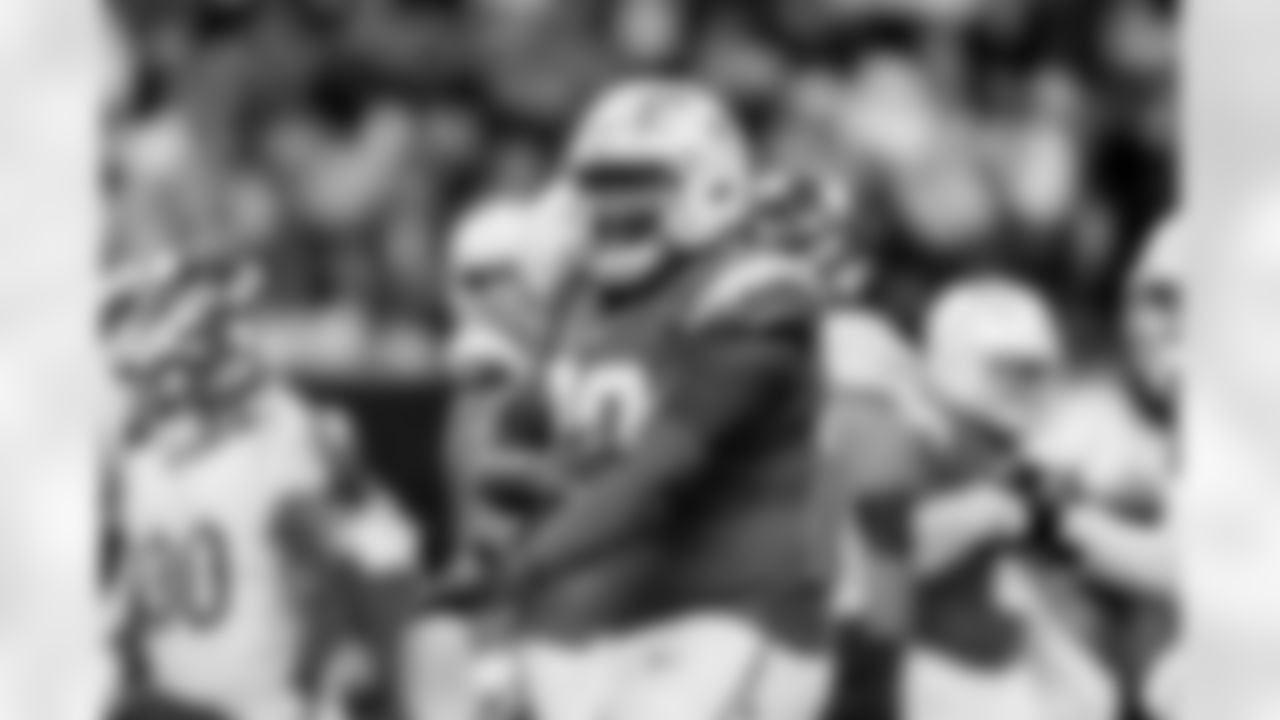 The Los Angeles Chargers play the Cincinnati Bengals on Sunday, November 17, 2024 at SoFi Stadium in Inglewood, CA.
[FINAL SCORE: LAC 27 - CIN 34]