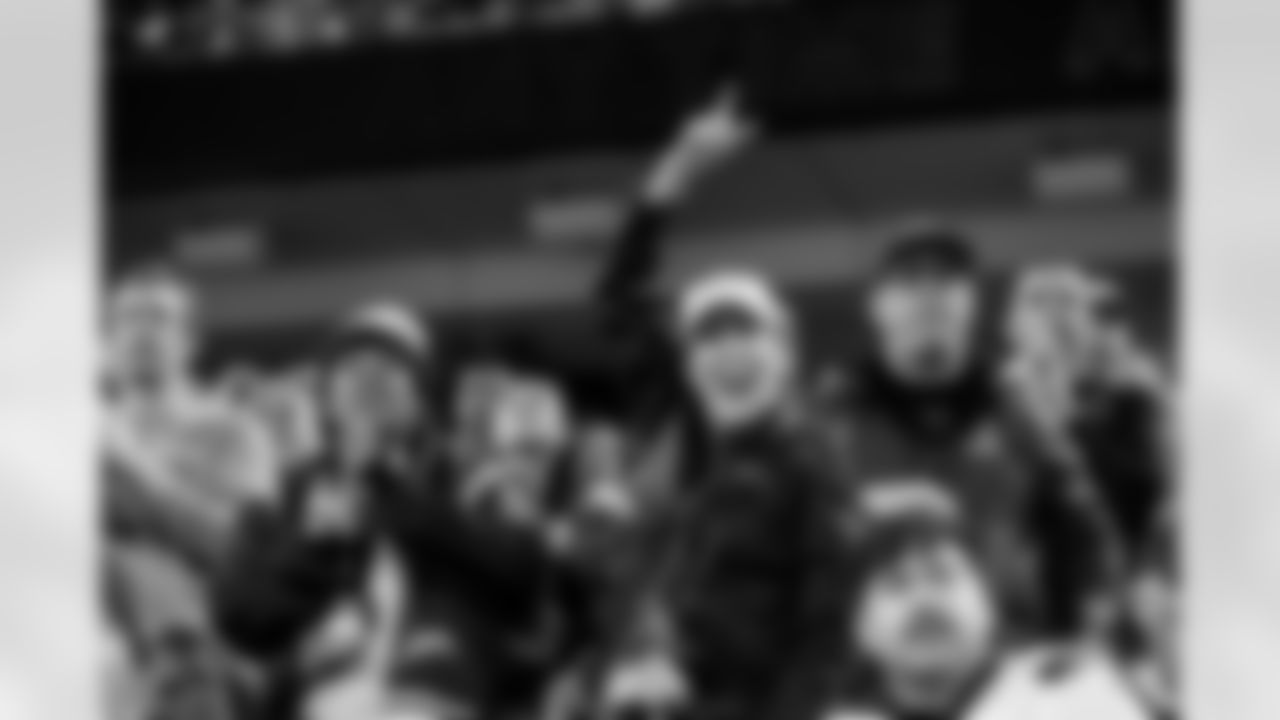 The Los Angeles Chargers play the Denver Broncos on Thursday, December 19, 2024 at SoFi Stadium in Inglewood, CA.
[FINAL SCORE: LAC 34 - DEN 27]