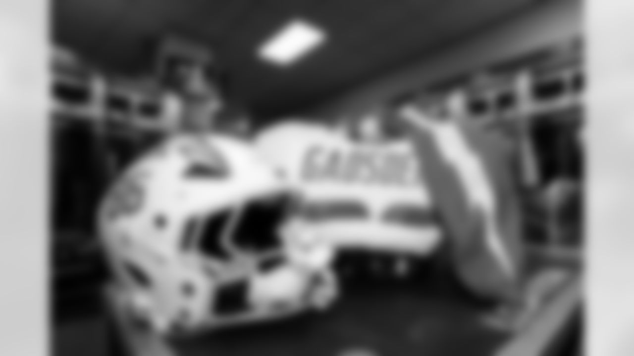 Check out the best shots from the Chargers Week 9 matchup against the Titans!