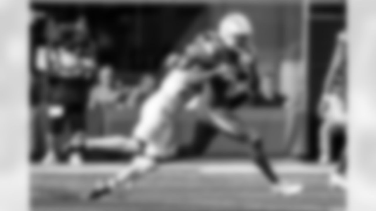 Check out the best shots from the Chargers Week 5 matchup against the Commanders!
