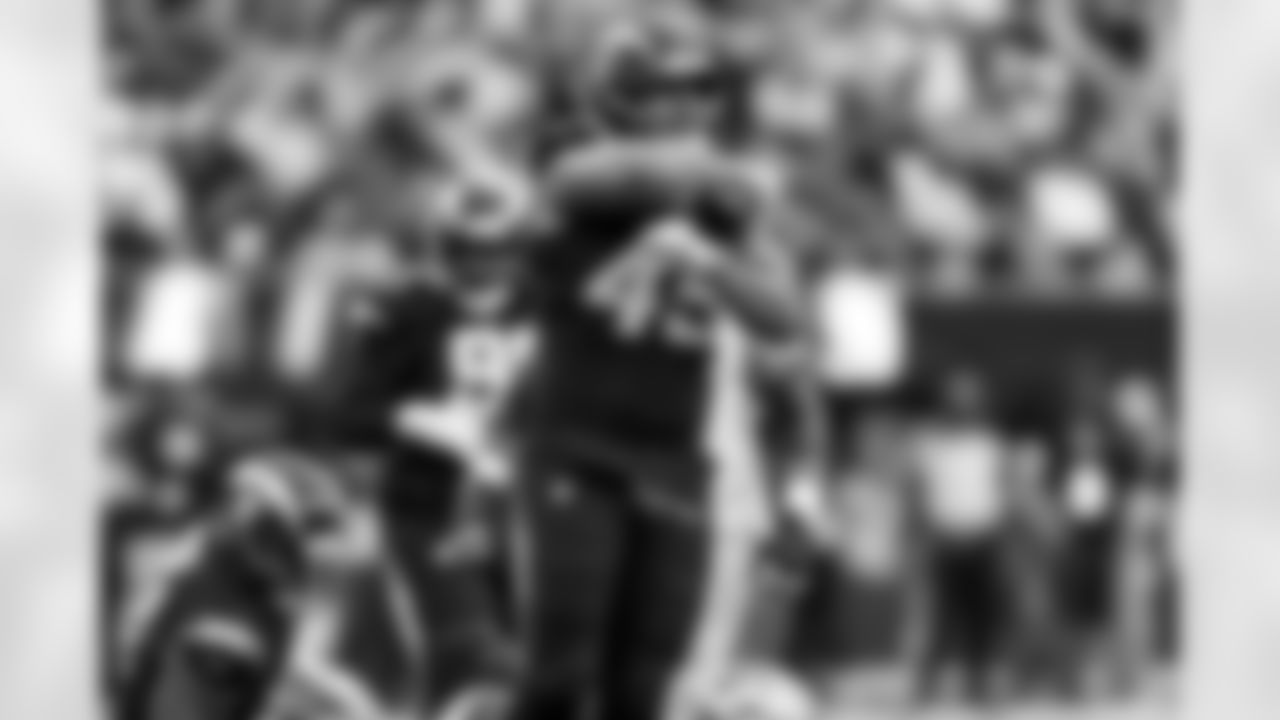 Check out the best shots from the Chargers Week 13 matchup against the Raiders!