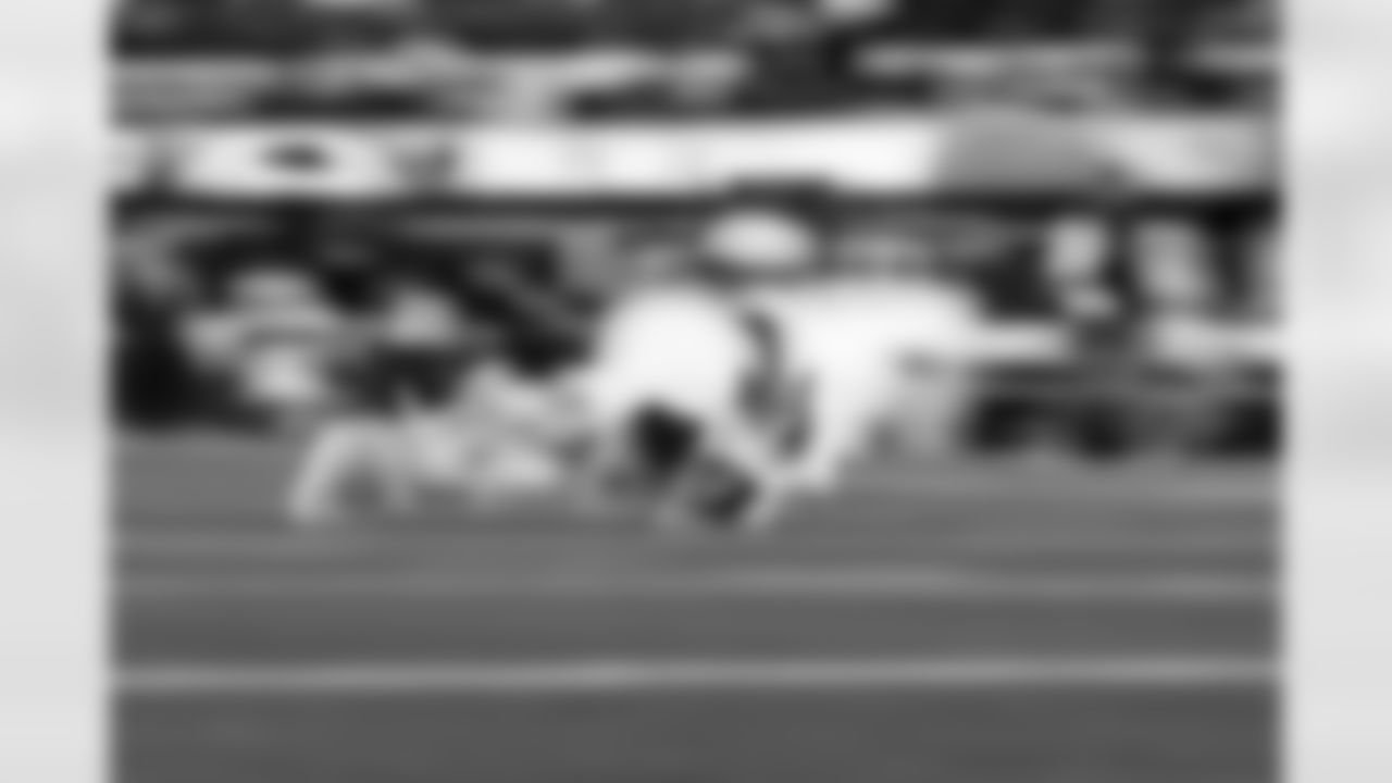 2025 Corgi Cup at Chargers vs. Texans Week 17 Matchup