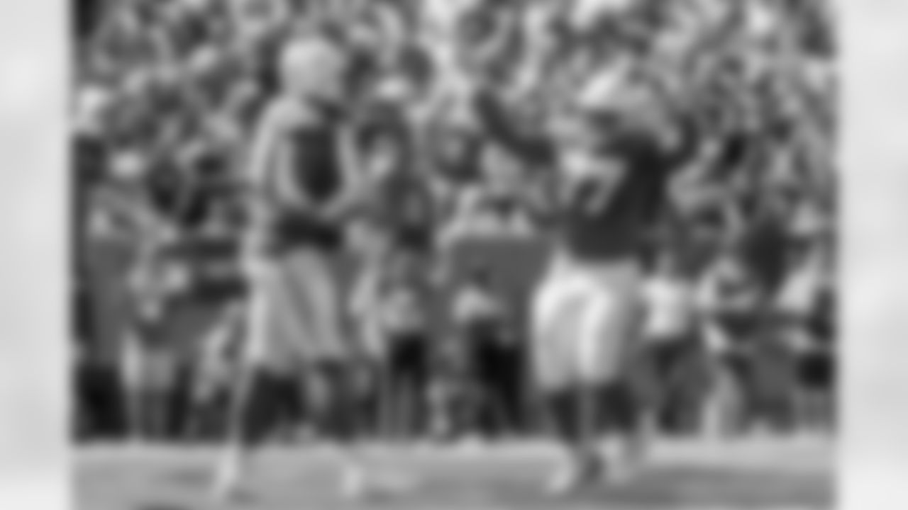 The Los Angeles Chargers play the Tennessee Titans on Sunday, September 17, 2023 at Nissan Stadium in Nashville, TN.
[FINAL SCORE: TEN 27 - LAC 24]