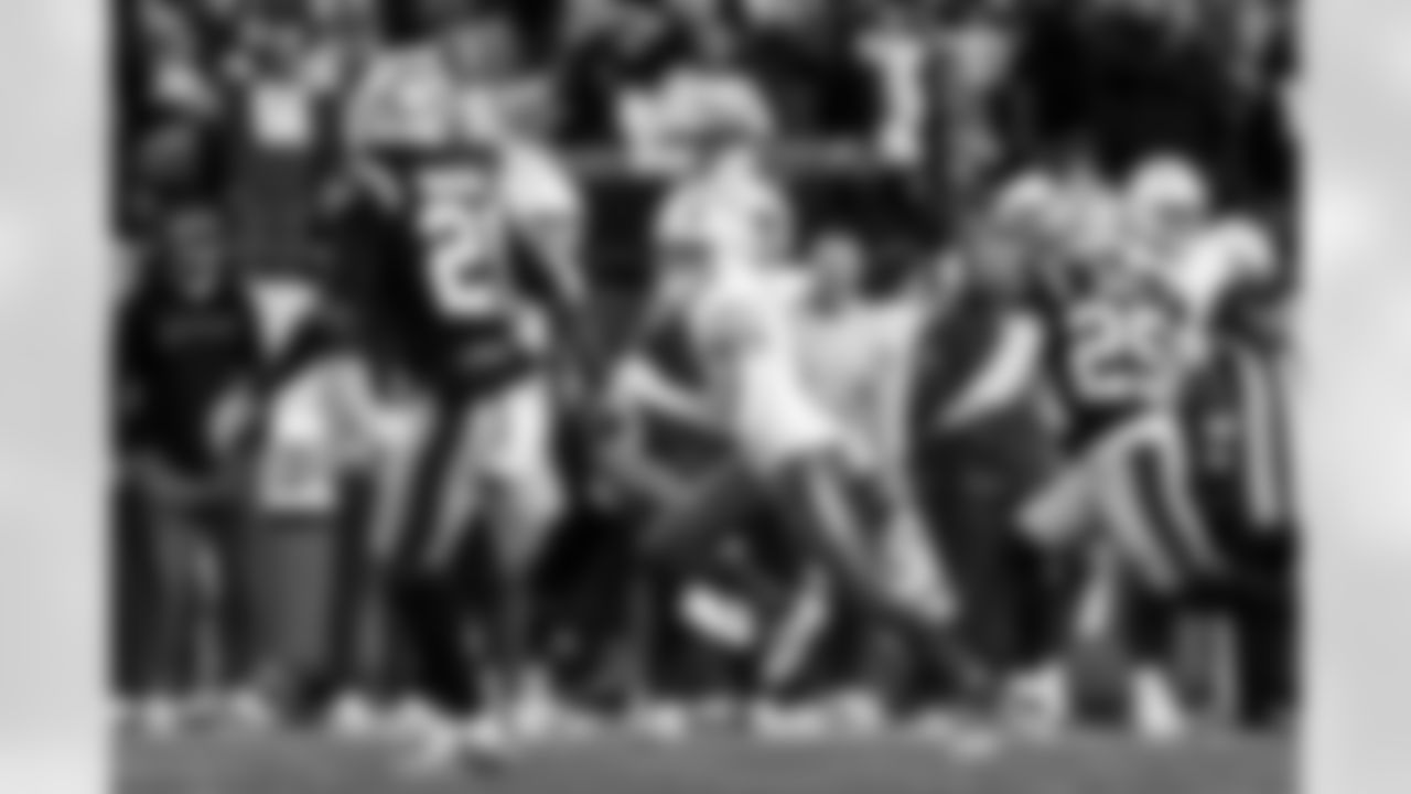 WR Ladd McConkey (15)