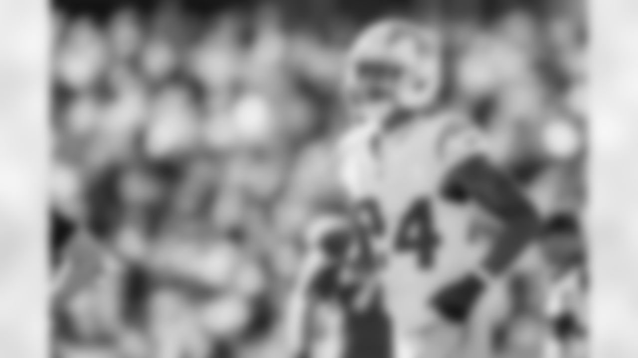 Take a look at the best photos of Chargers 2026 free agent Benjamin St-Juste