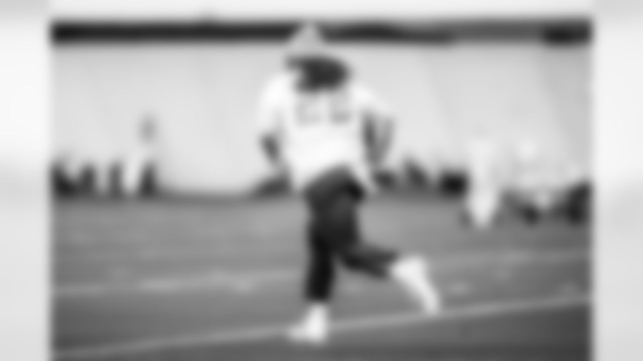 Los Angeles Chargers players participate in Phase 2 of the offseason program on Monday, May 5, 2025 at The Bolt in El Segundo, CA.