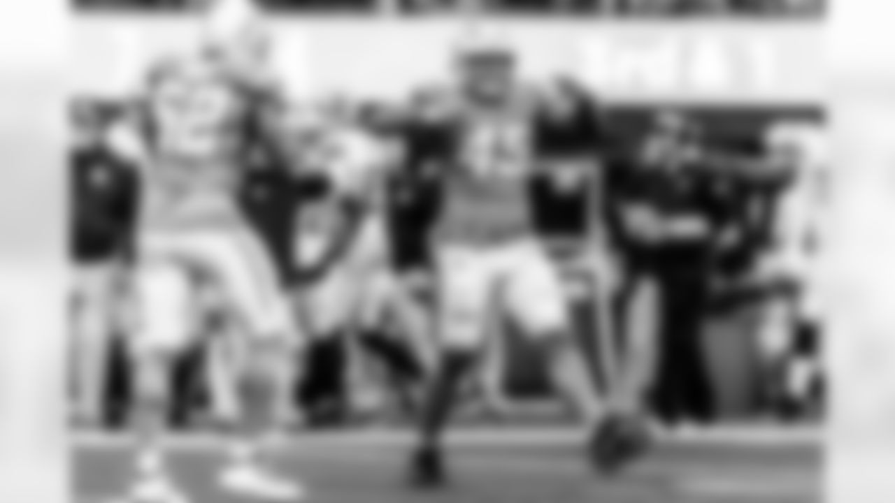 The Los Angeles Chargers play the Las Vegas Raiders on Sunday, October 1, 2023 at SoFi Stadium in Inglewood, CA.
[FINAL SCORE: LAC 24 - LV 17]