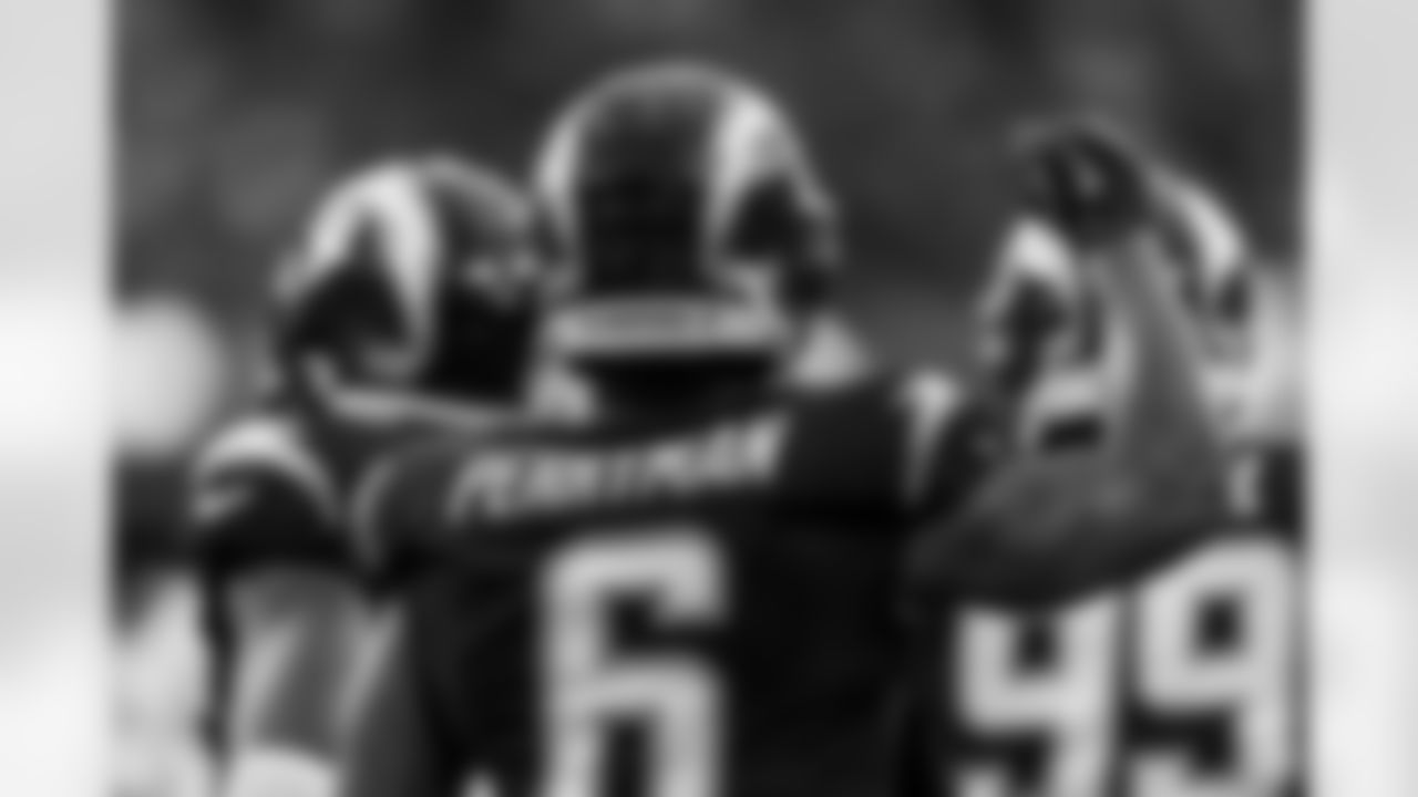 Take a look at the best photos of Chargers 2026 free agent Denzel Perryman