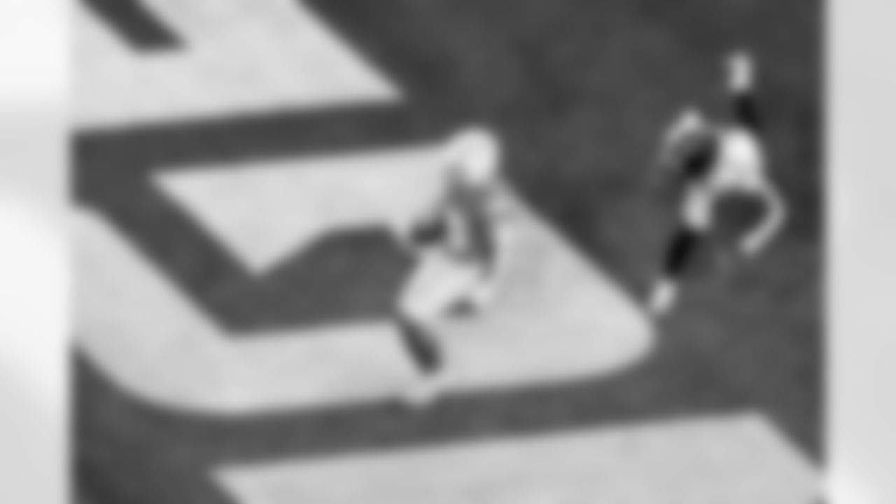 WR Ladd McConkey (15)