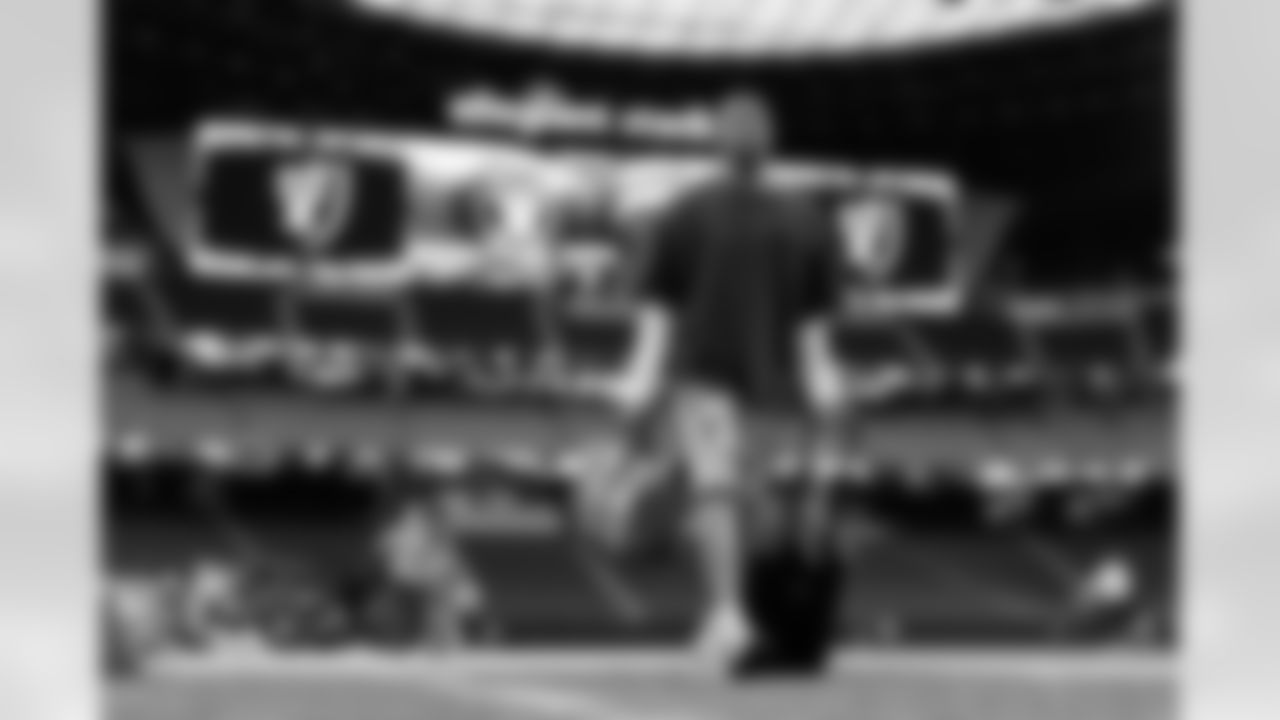 The Los Angeles Chargers play the Las Vegas Raiders on Thursday, December 14, 2023 at Allegiant Stadium in Las Vegas, NV.
[FINAL SCORE: LV 63 - LAC 21]