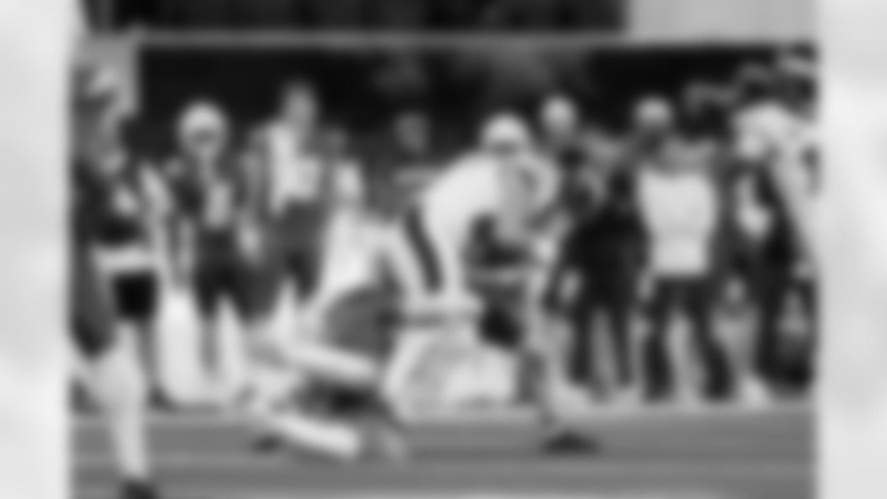 LB Daiyan Henley (0)