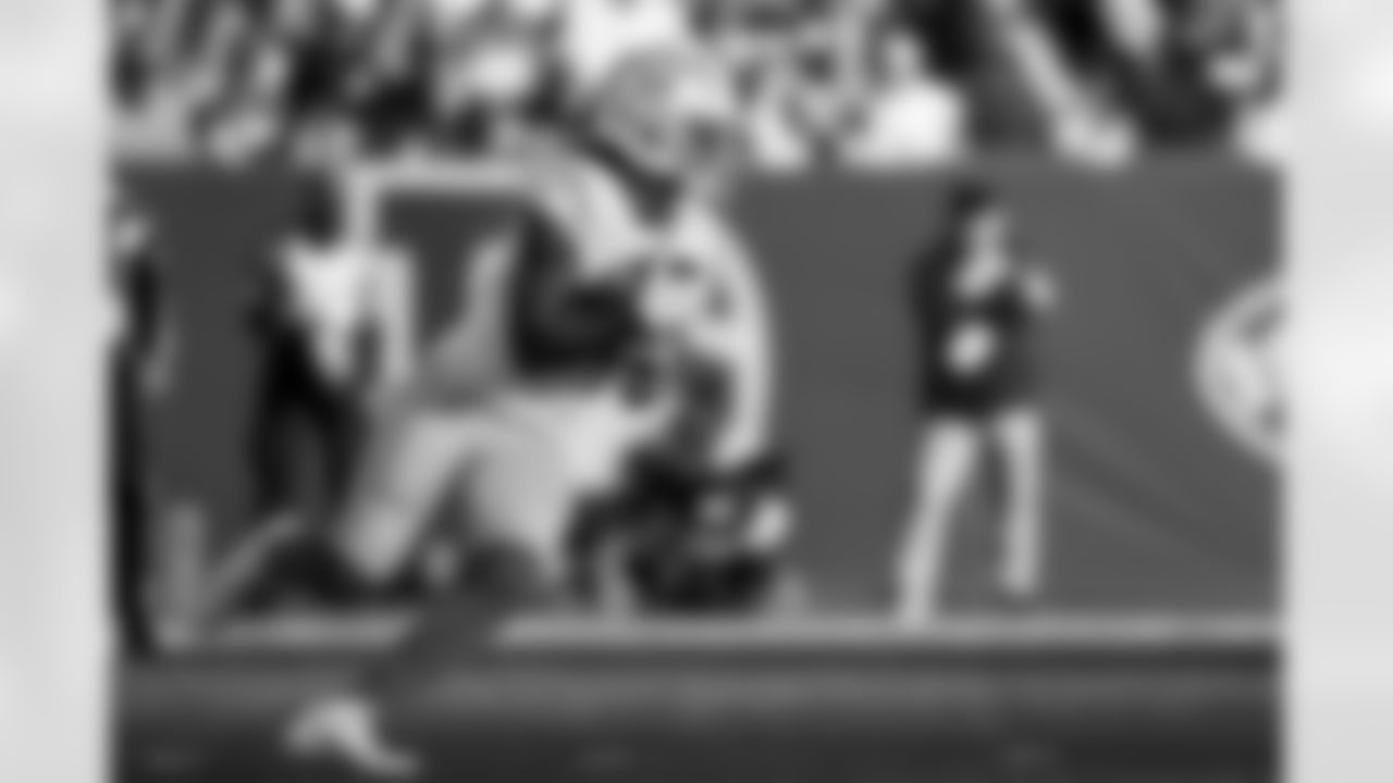 Take a look back at the best photos of the Chargers 2025 draft class in their inaugural NFL campaign.