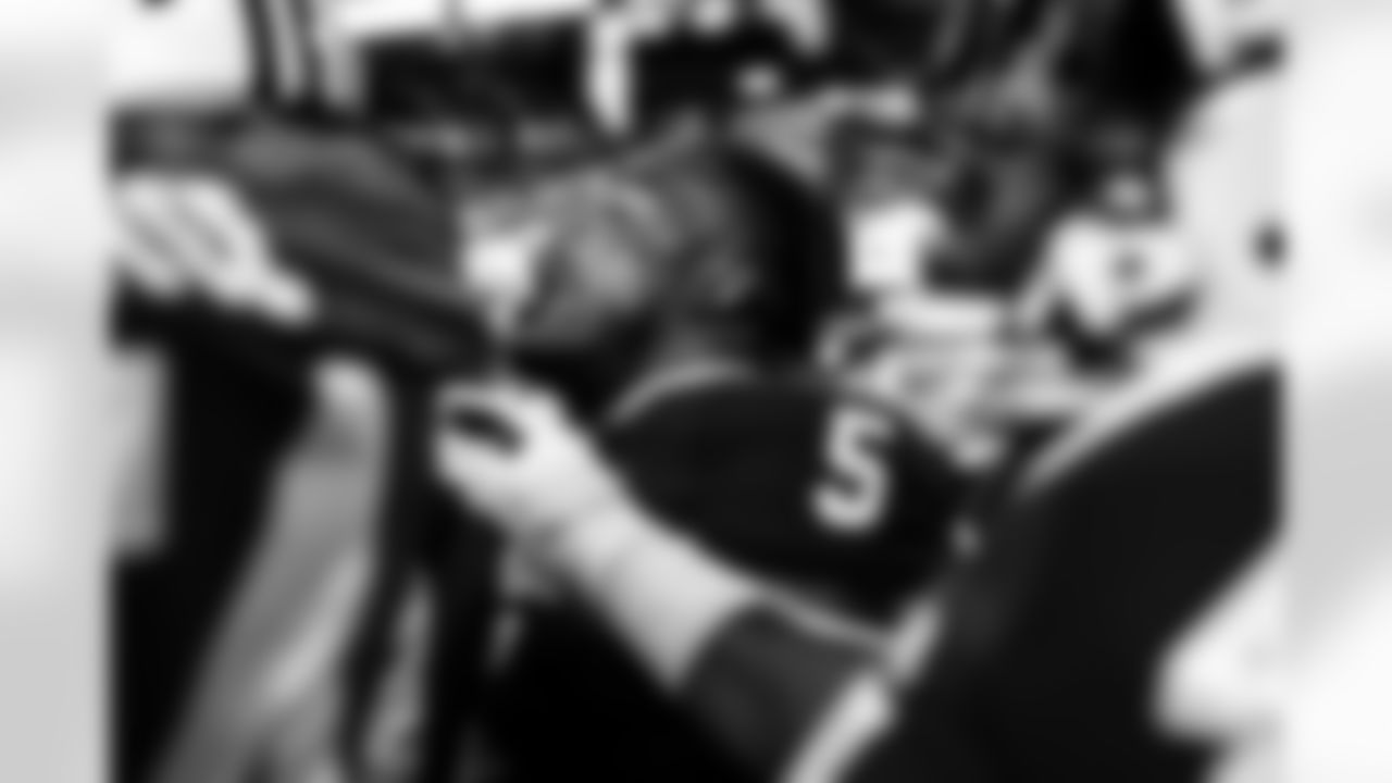 53970114_FB_Akron_Andrews_24-293