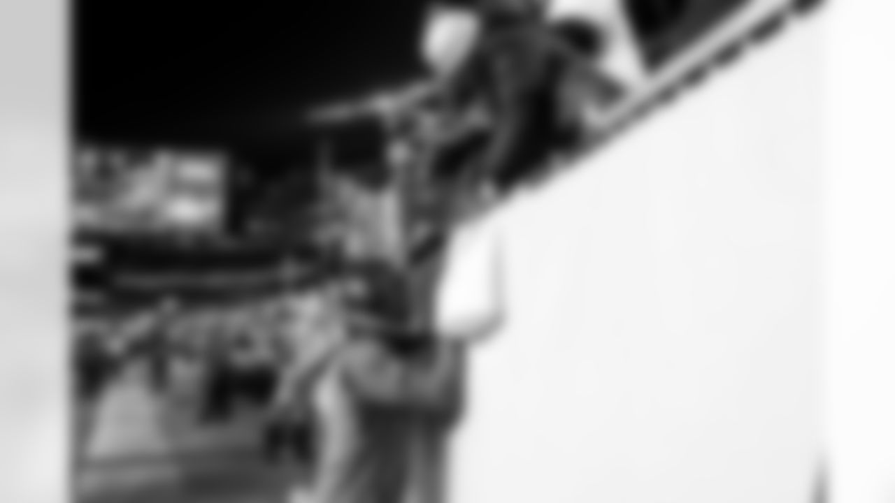 WR Derius Davis (12)