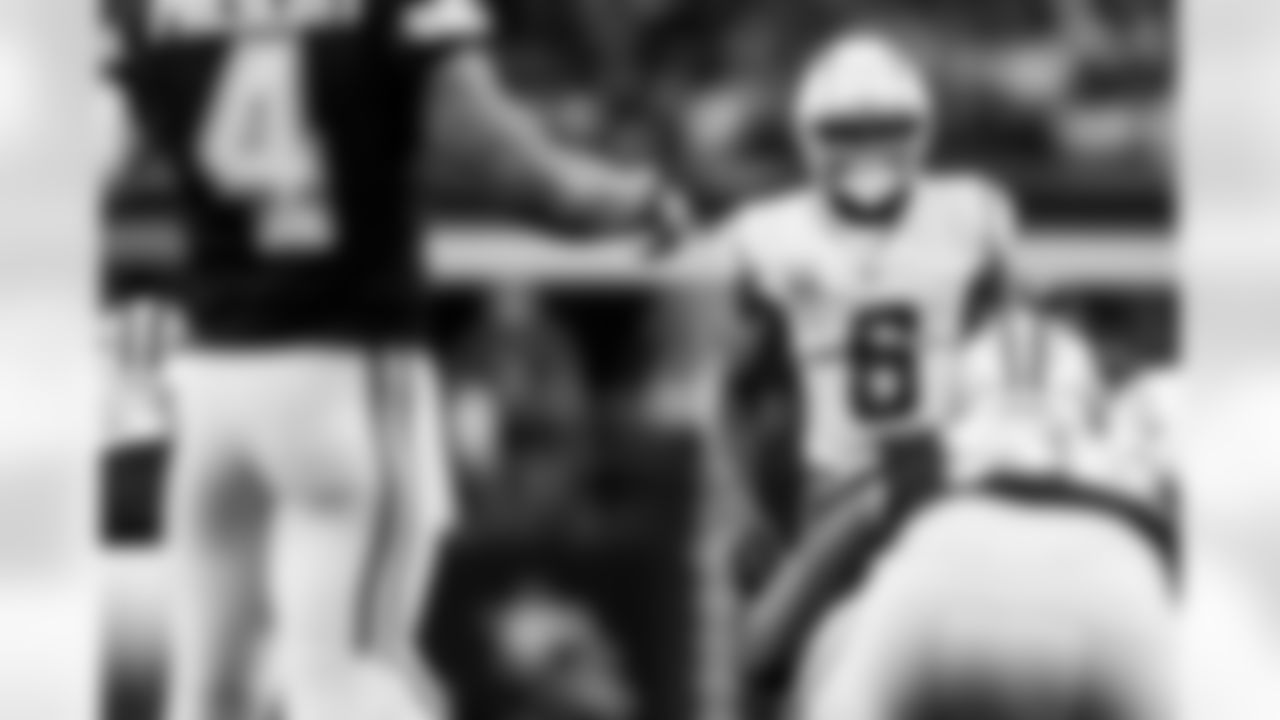 Check out the best shots from the Chargers Week 16 matchup against the Cowboys!