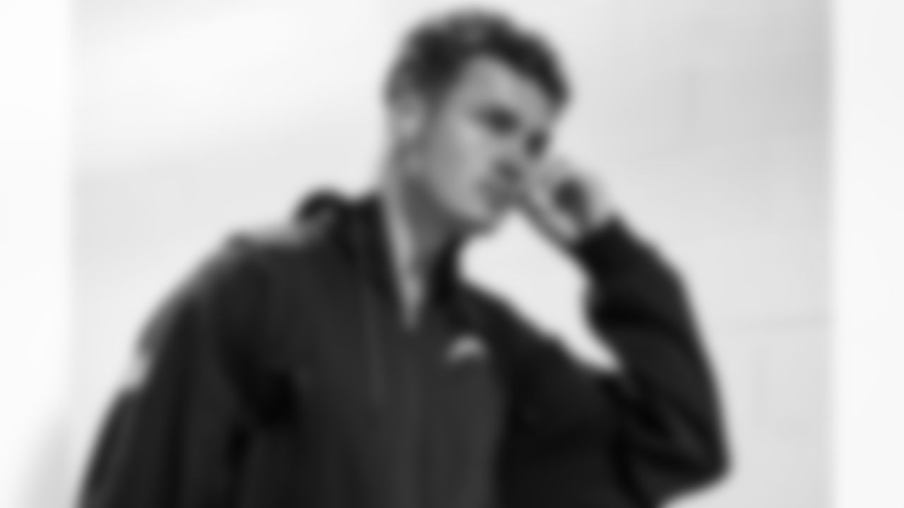 WR Ladd McConkey (15)