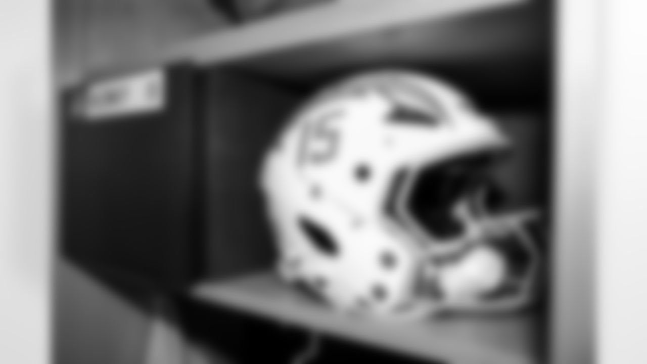 WR Ladd McConkey (15)