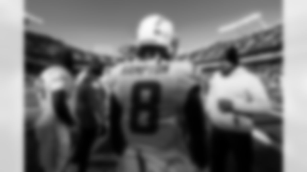 Check out the best shots from the Chargers Week 15 matchup against the Chiefs!