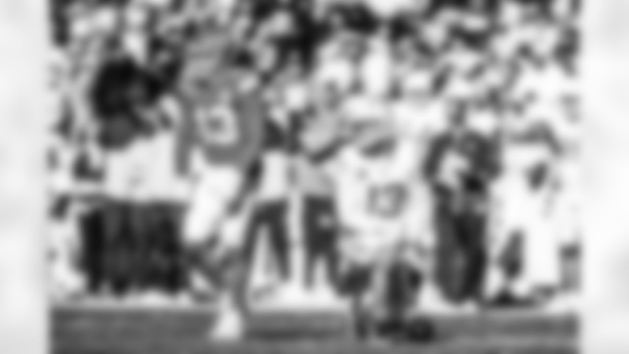 Take a look back at the Chargers Week 15 matchup with the Chiefs in monochrome.