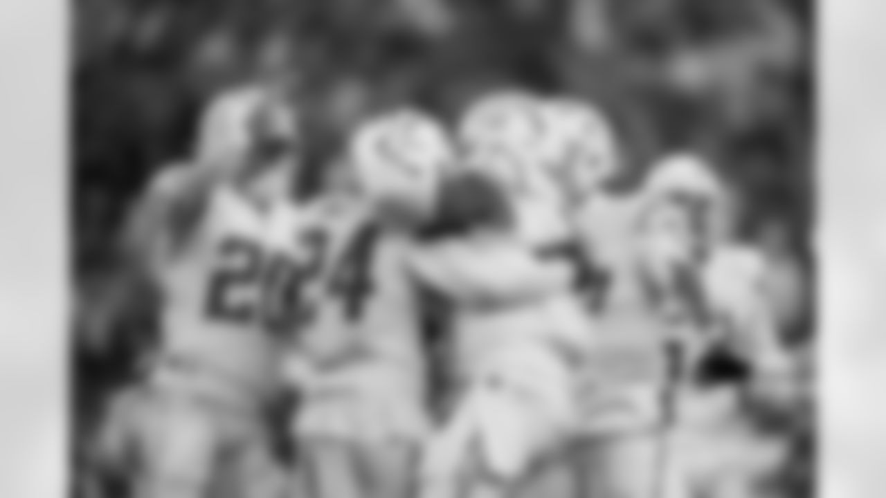 The Los Angeles Chargers play the New England Patriots on Sunday, December 3, 2023 at Gillette Stadium in Foxborough, MA.
[FINAL SCORE: LAC 6 - NE 0]