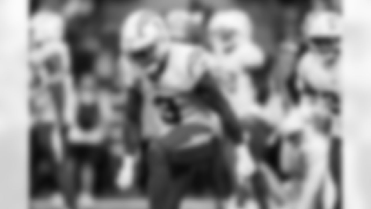 Check out the best shots from the Chargers Week 16 matchup against the Cowboys!