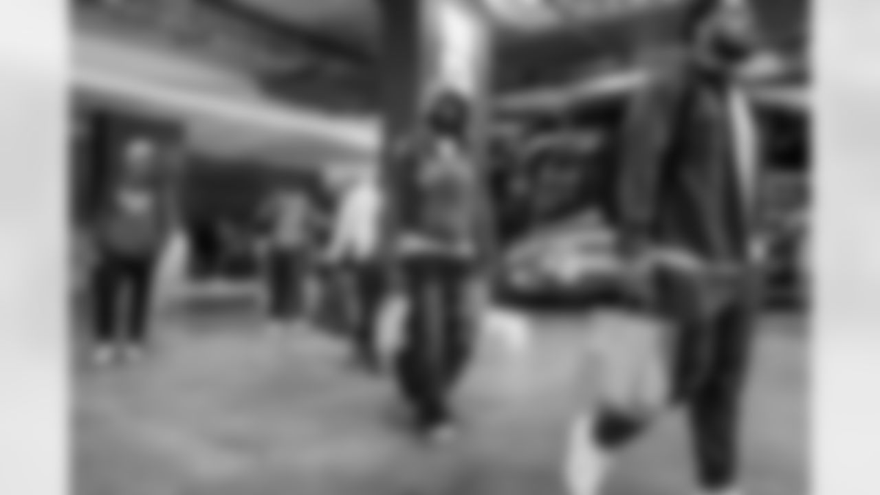 Take a look back at the best photos of the Chargers best arrival fits of the 2025 season.