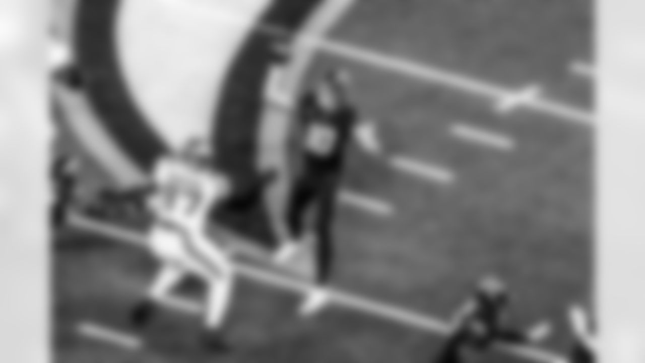 Take a look back at the Chargers Week 8 matchup with the Vikings in monochrome!